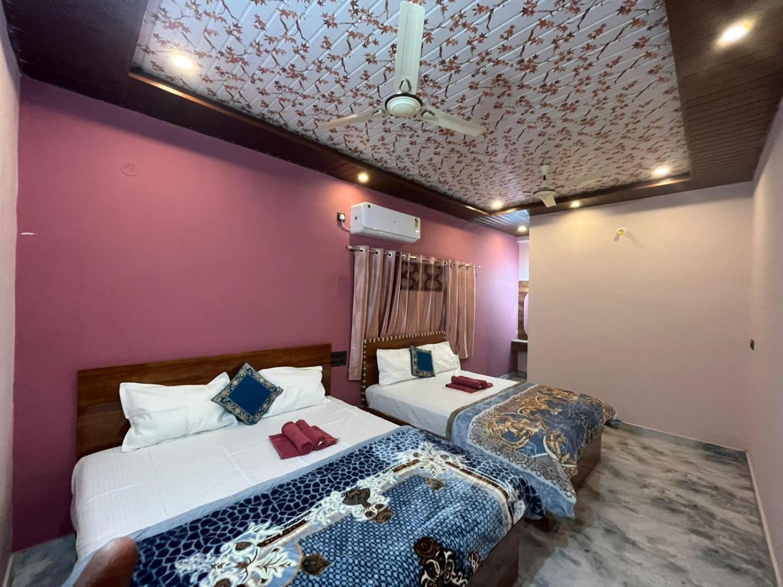 Manoj Homestay ハンピ エクステリア 写真