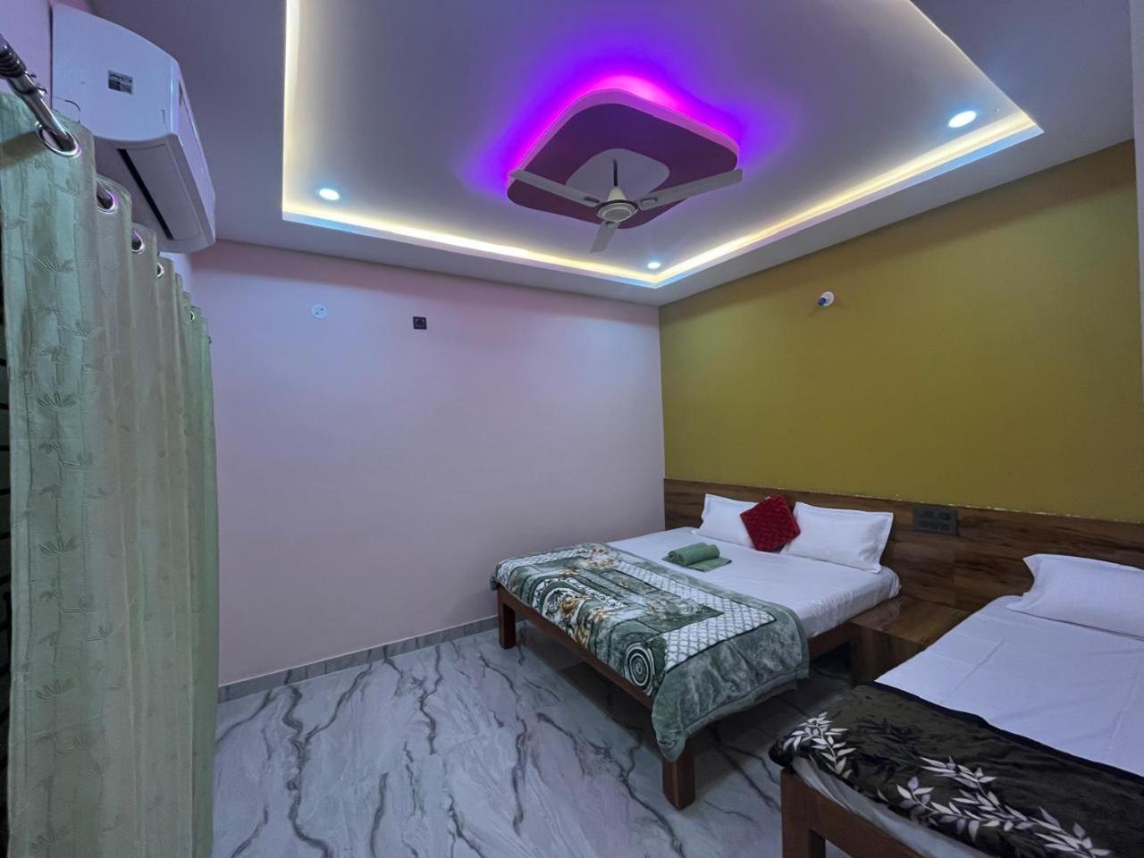 Manoj Homestay ハンピ エクステリア 写真