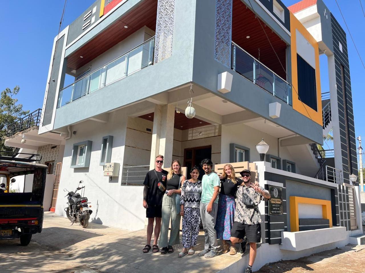 Manoj Homestay ハンピ エクステリア 写真